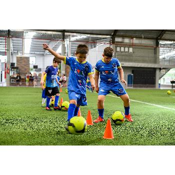 Esporte para Crianças em Jardim Iate Clube, Balneário Camboriú
